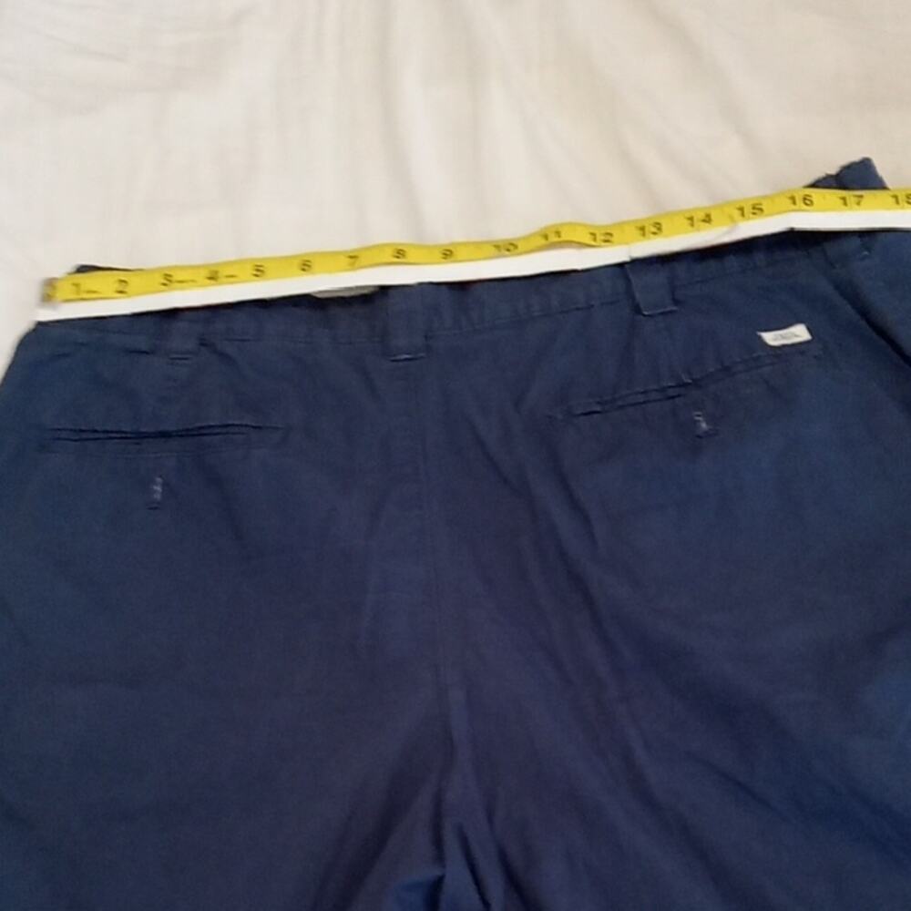 Izod Saltwater Men's Size 36 Navy Blue Shorts. Athleisure, Beach, Summer - Picture 8 of 10